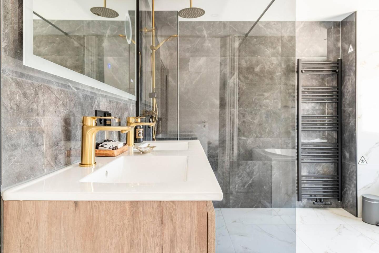 Logement Viphouse Valkenburg ファルケンブルフ エクステリア 写真